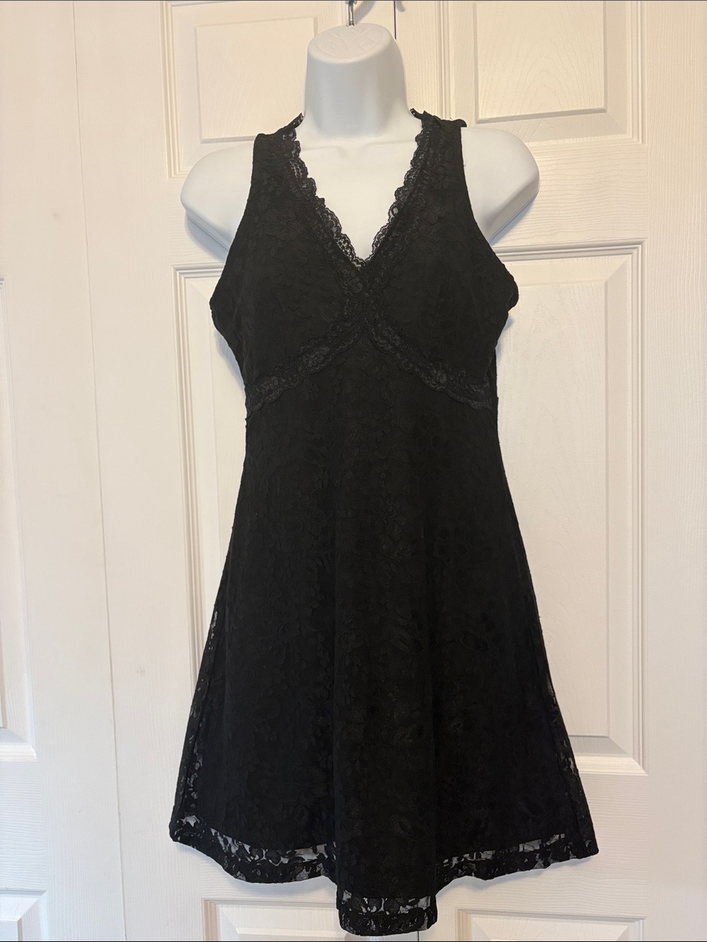 NWT Wild Fable Black Floral Lace V-Neck Mini Dress | Small.